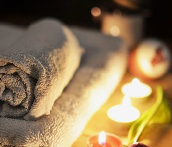 love-romantic-bath-candlelight-3188.jpg